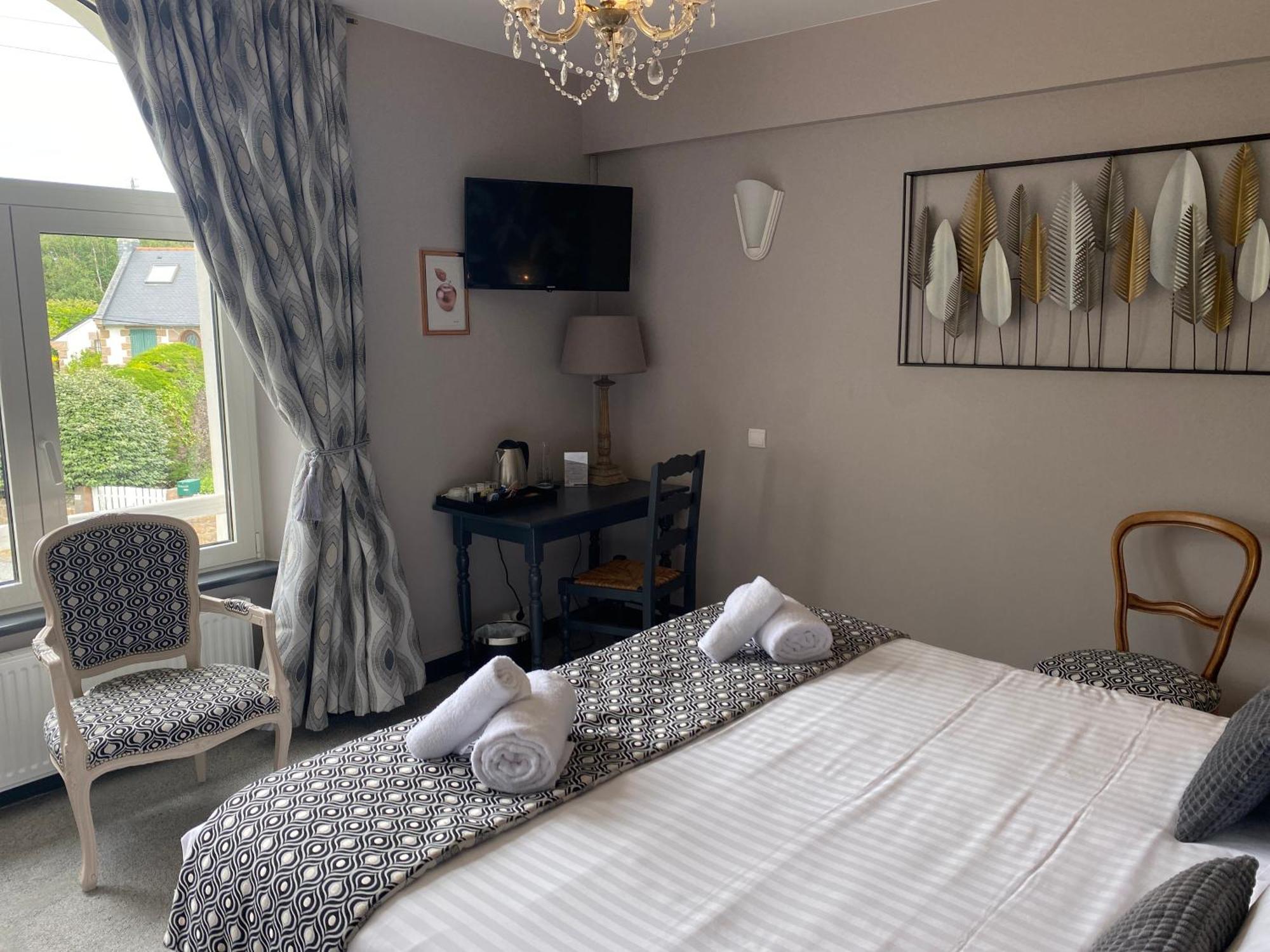 Park Hotel Bellevue Tregastel Luaran gambar