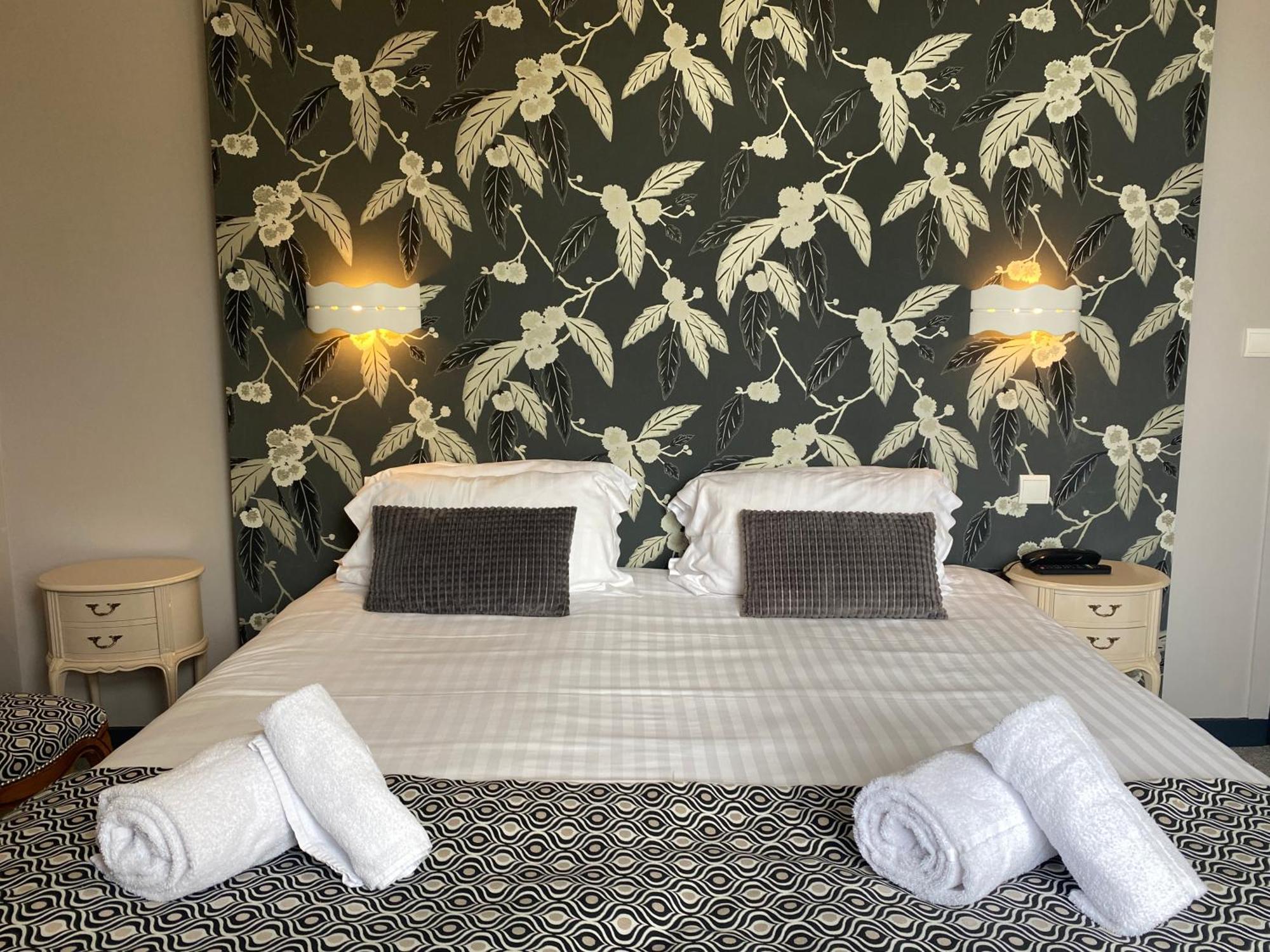 Park Hotel Bellevue Tregastel Luaran gambar